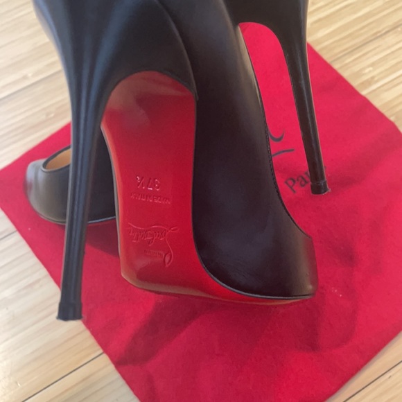 CHRISTIAN LOUBOUTIN PARIS - Picture 7 of 7